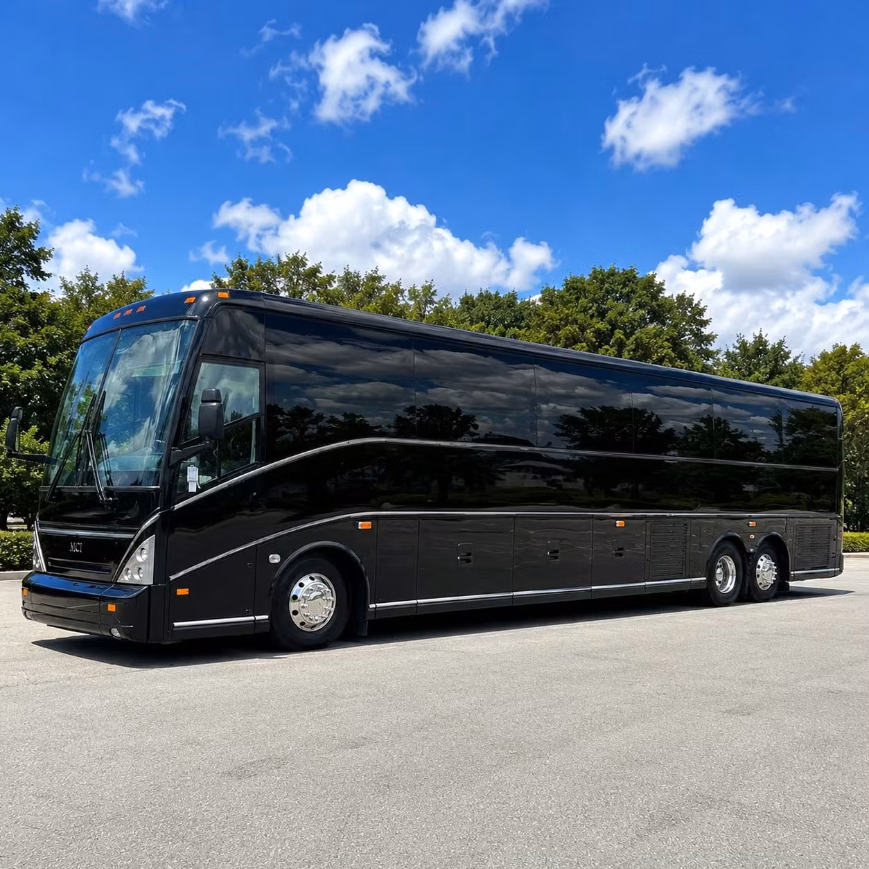 charter bus rentals for fort lauderdale corporate events and team outings