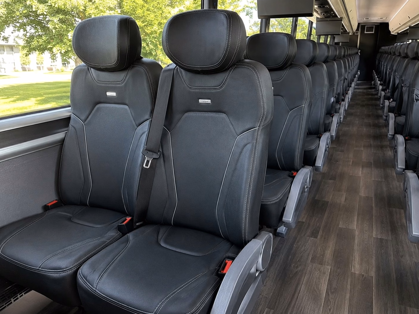 choose the right wedding transportation for your fort lauderdale guests with busrentalfortlauderdale com