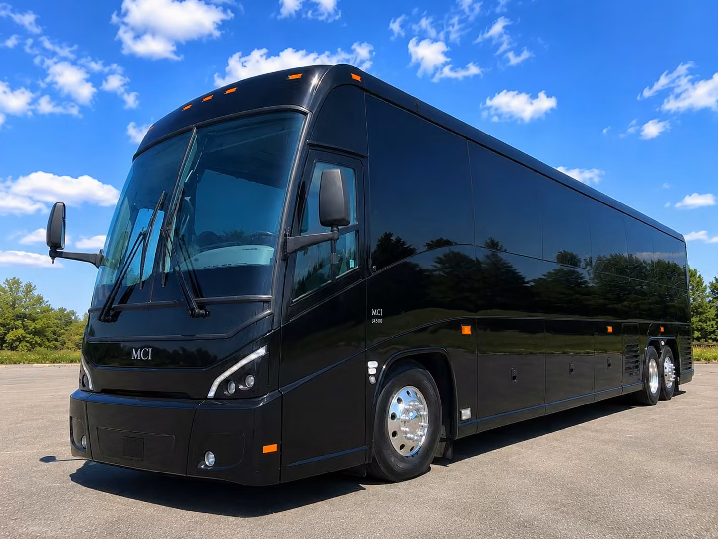 fort lauderdale charter bus rental exterior