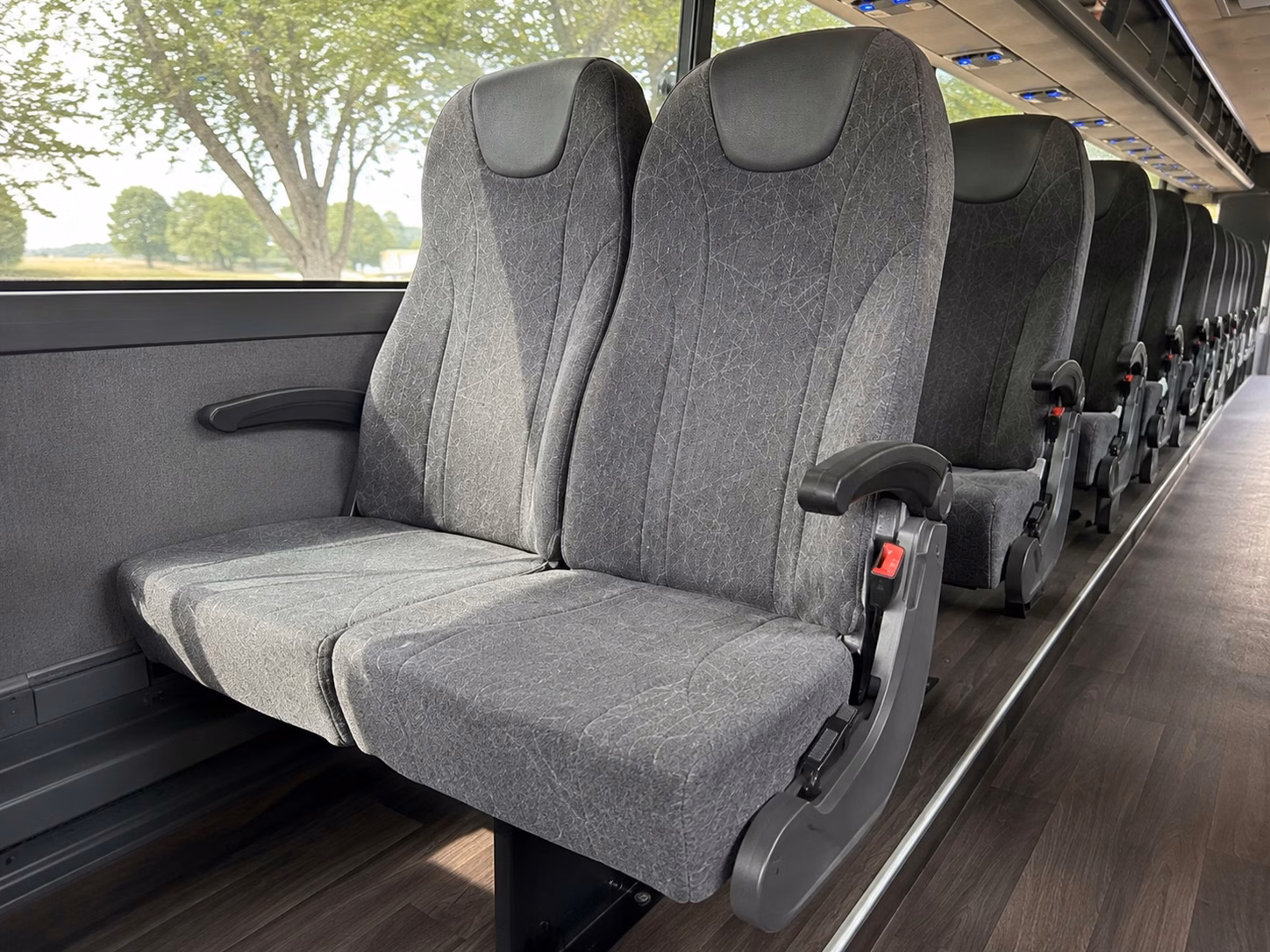 how where and when you re traveling affects fort lauderdale charter bus rates